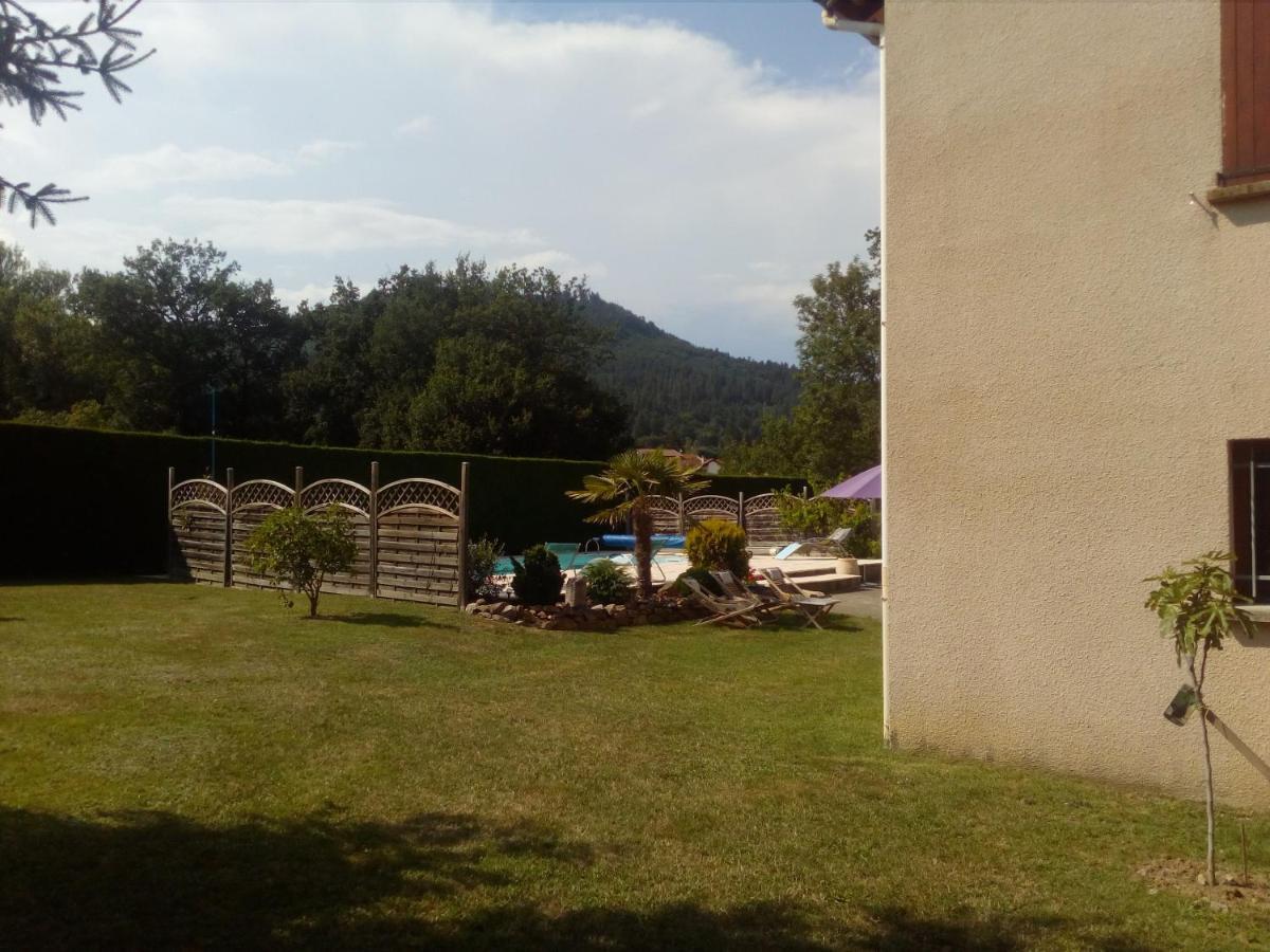 Chambres Des Arrys Bas-en-Basset Luaran gambar